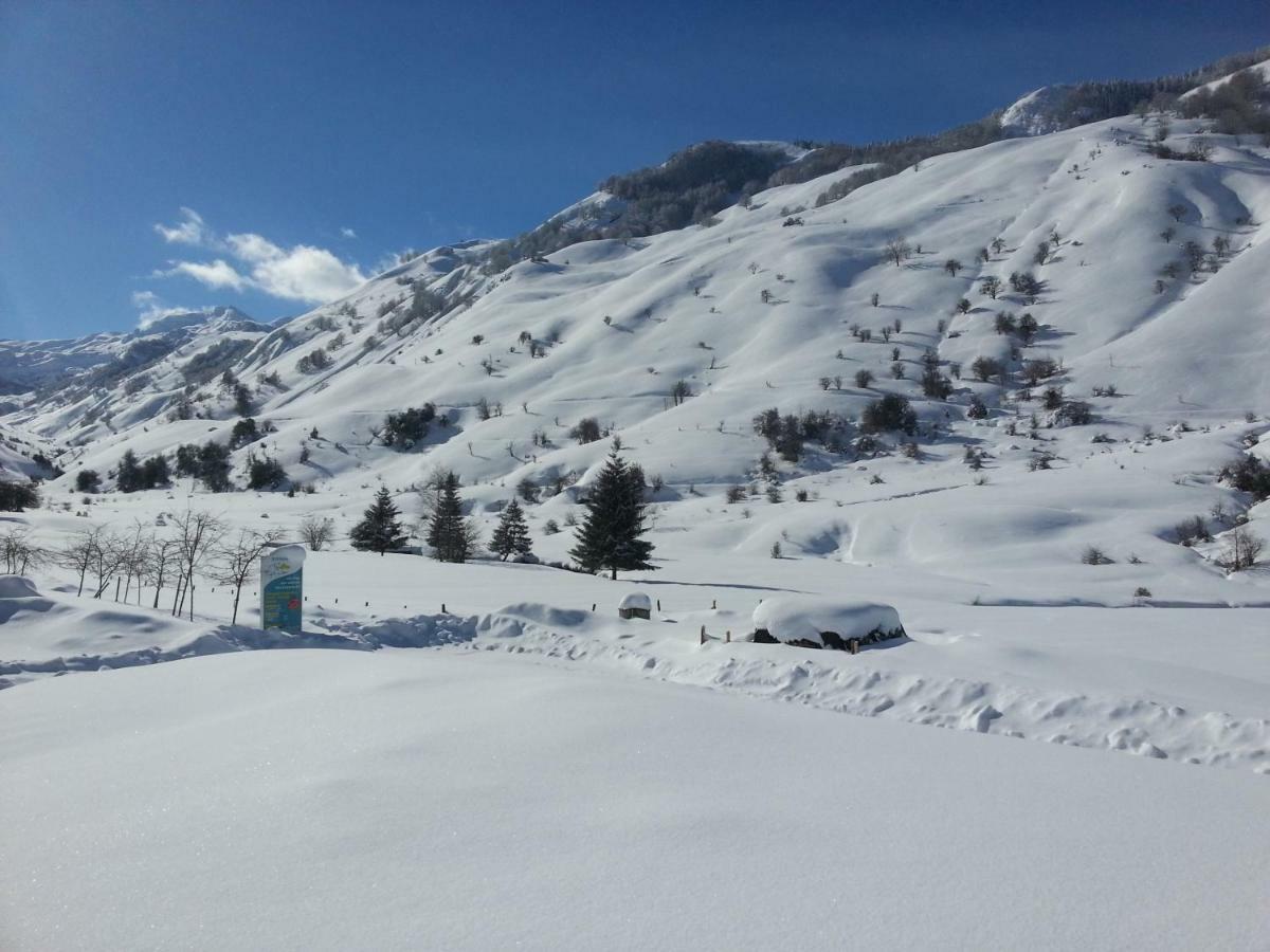 Gite De Montagne Du Plateau De Lhers- Accueil Randonneurs Accous Zewnętrze zdjęcie