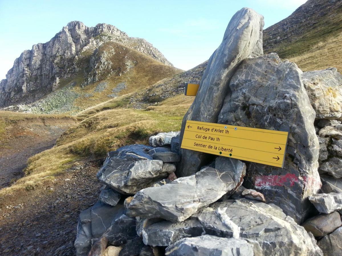 Gite De Montagne Du Plateau De Lhers- Accueil Randonneurs Accous Zewnętrze zdjęcie