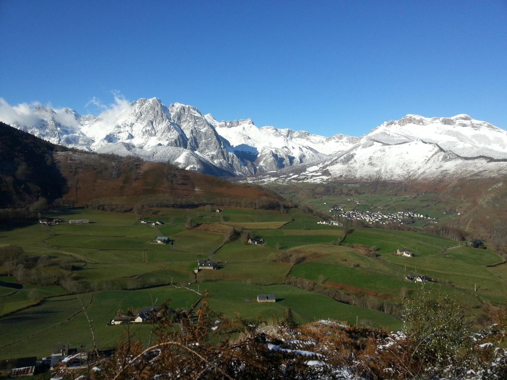 Gite De Montagne Du Plateau De Lhers- Accueil Randonneurs Accous Zewnętrze zdjęcie